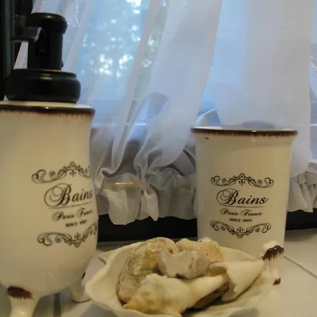 Villa Cozy And Comfortable In The